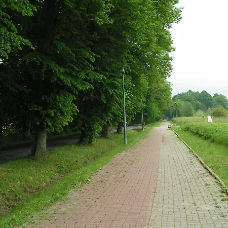 Wantaris - Letniskowe Z Ogrodkiem Mielno-mielenko Nyaraló *